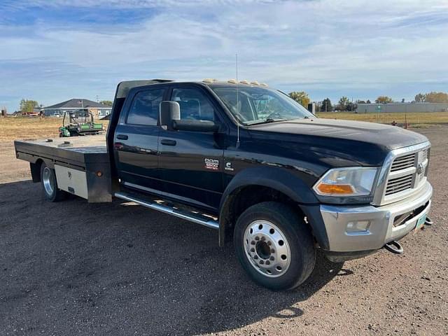 Image of Dodge Ram 5500 equipment image 2