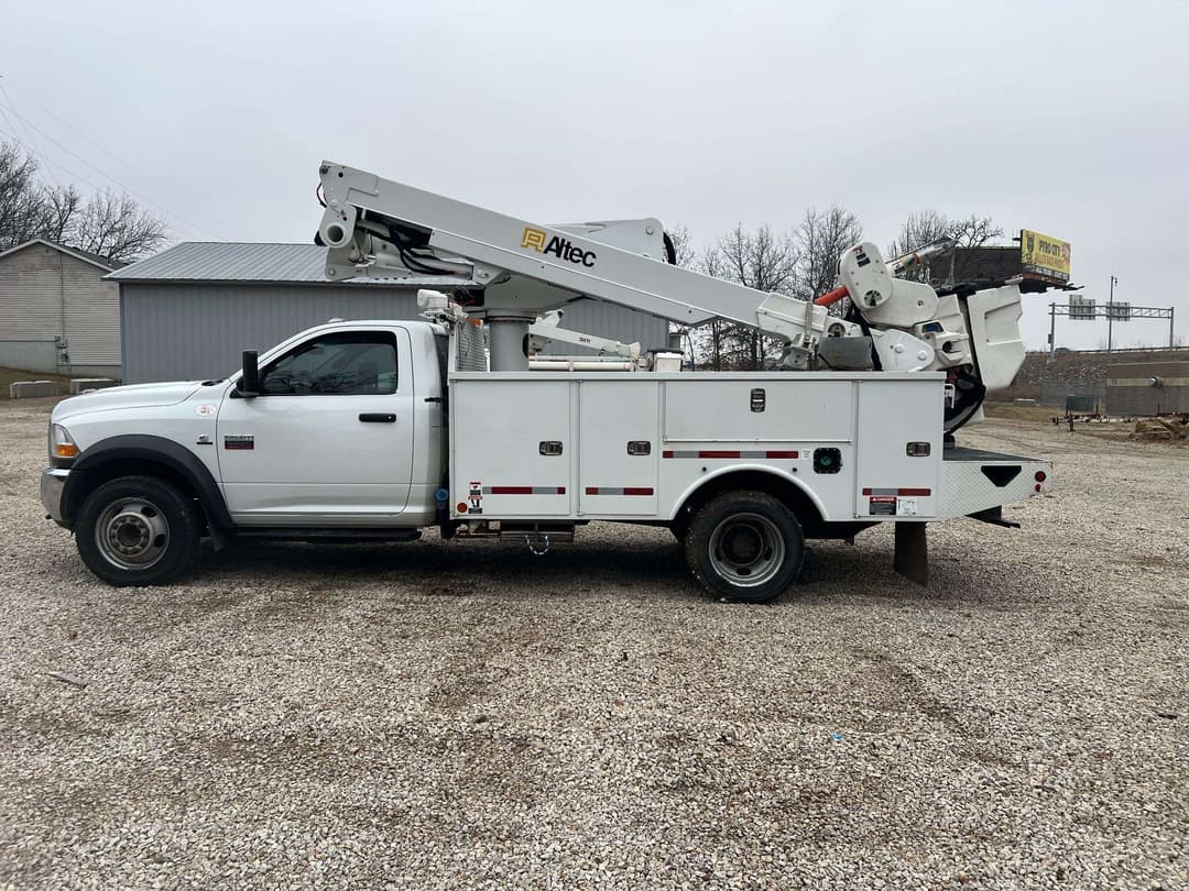 Image of Dodge Ram 5500 Primary image