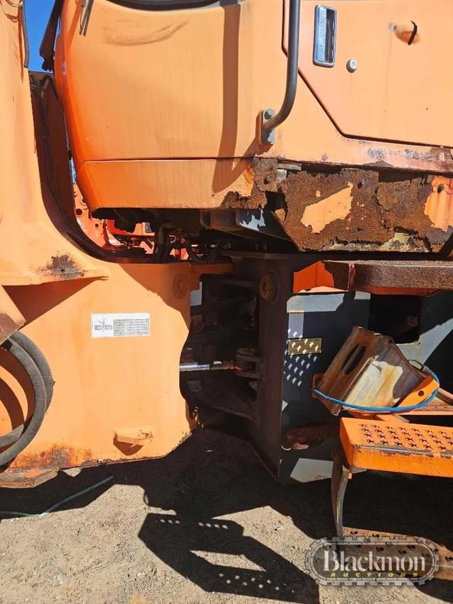 Image of Doosan DL200 equipment image 4