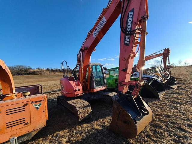 Image of  Doosan DX140LCR equipment image 2