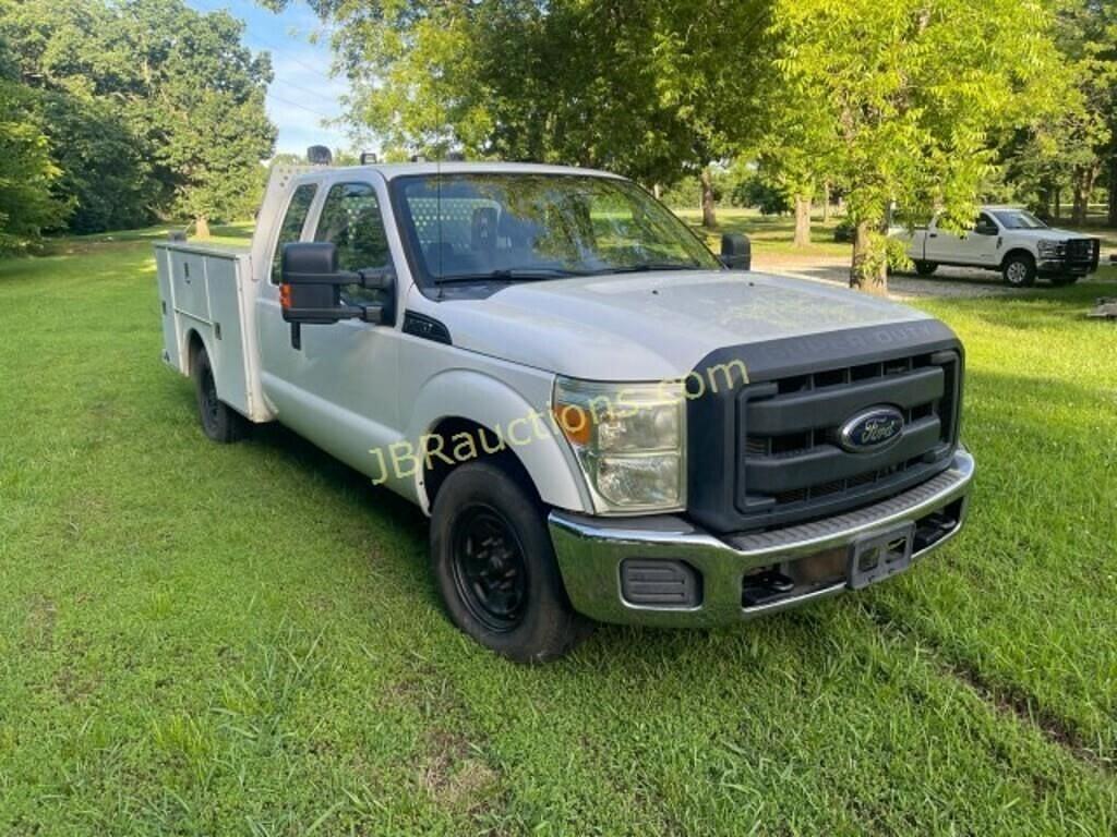 Image of Ford F-250 Primary image