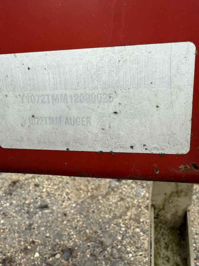 Image of Farm King 1072 equipment image 4