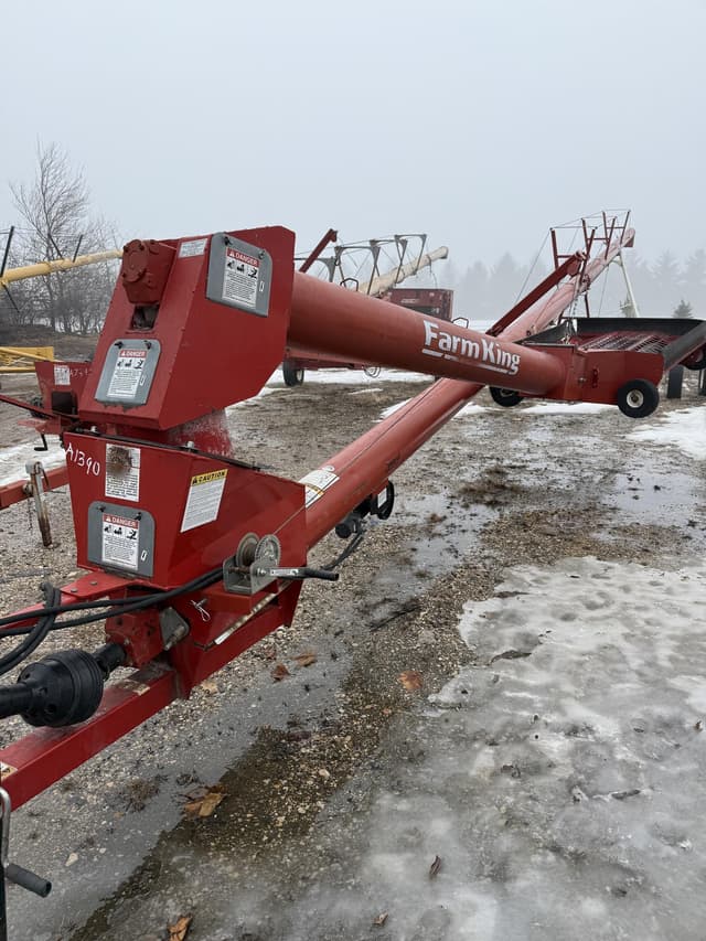 Image of Farm King 1072 equipment image 1
