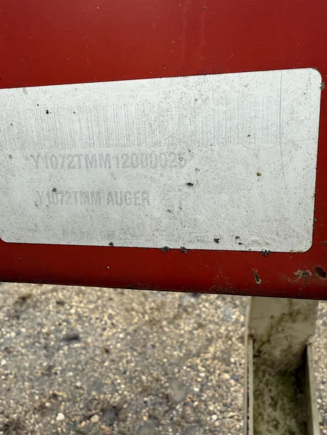 Image of Farm King 1072 equipment image 4