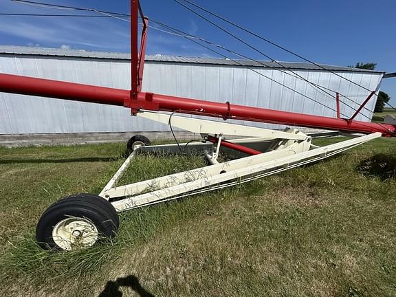Image of Farm King 1395 equipment image 2