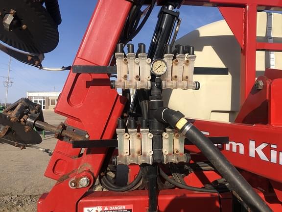 Main image Farm King 1460 6