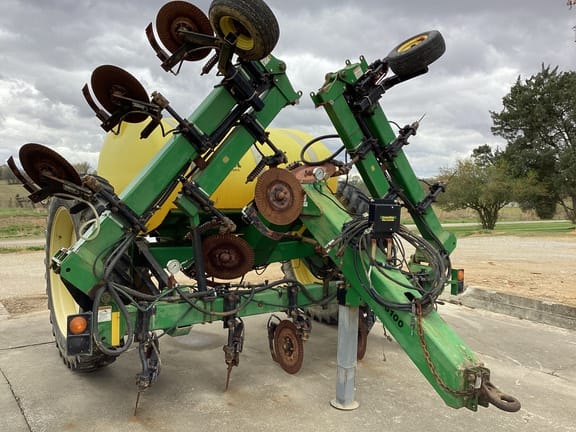 Main image Fast 8100