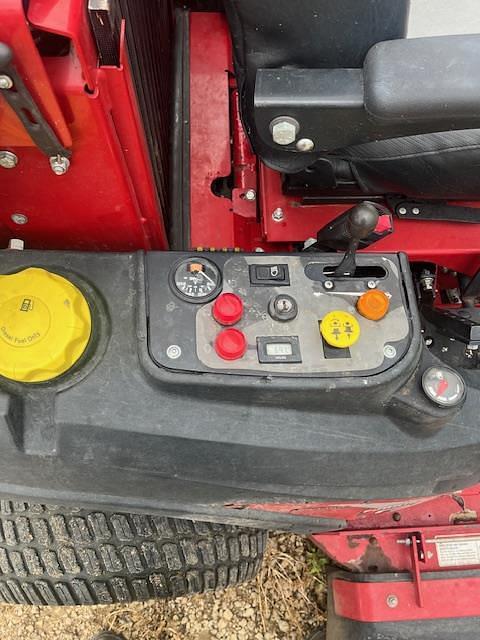 Image of Ferris IS2500Z equipment image 2