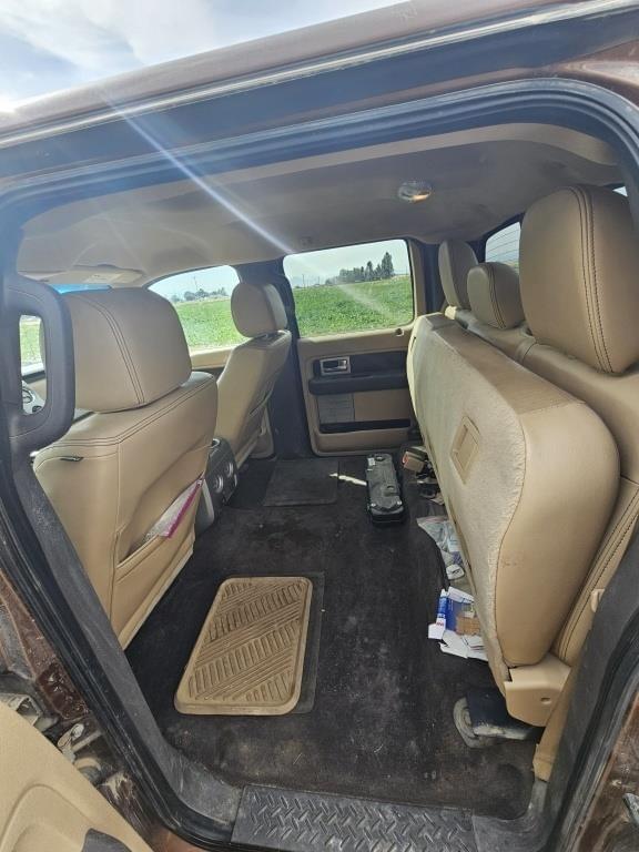 Image of Ford F-150 equipment image 4