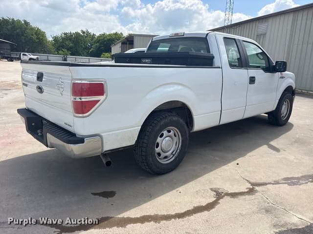 Image of Ford F-150 equipment image 4