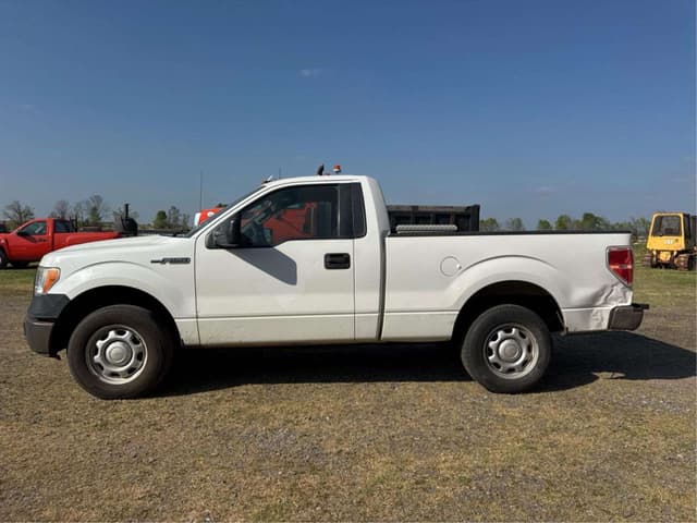 Image of Ford F-150 equipment image 1