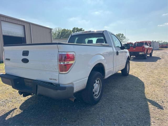 Image of Ford F-150 equipment image 4