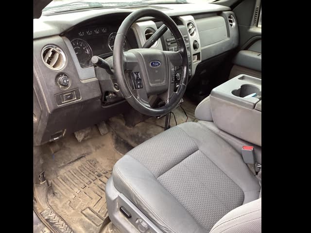 Image of Ford F-150 equipment image 1