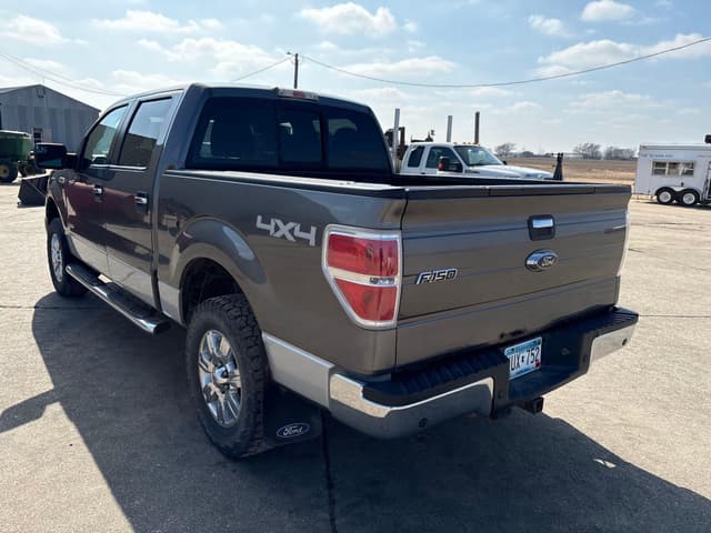 Image of Ford F-150 equipment image 3