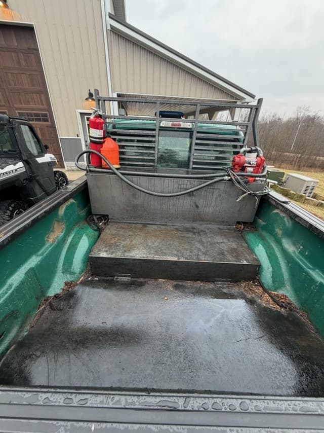 Image of Ford F-150 equipment image 4