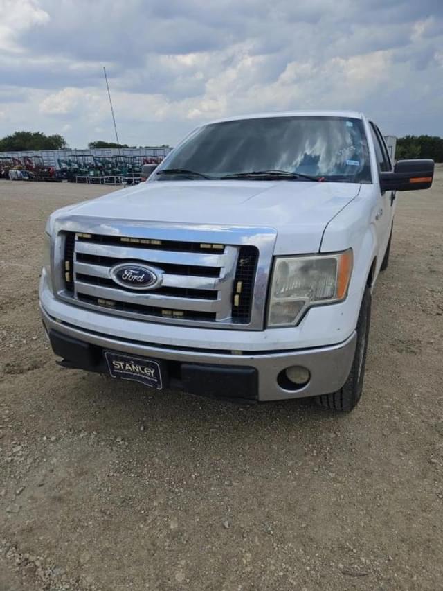Image of Ford F-150 equipment image 1