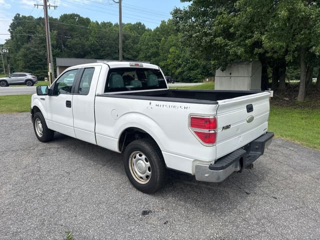 Image of Ford F-150 equipment image 2