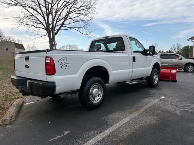 Image of Ford F-250 equipment image 4