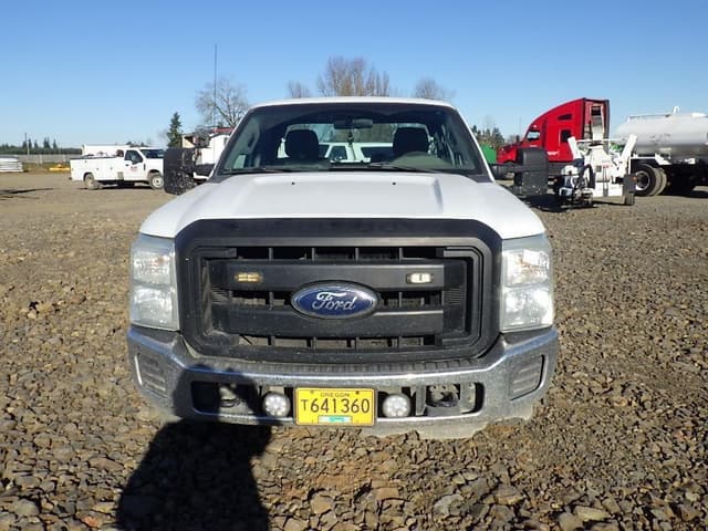 Image of Ford F-250 equipment image 1