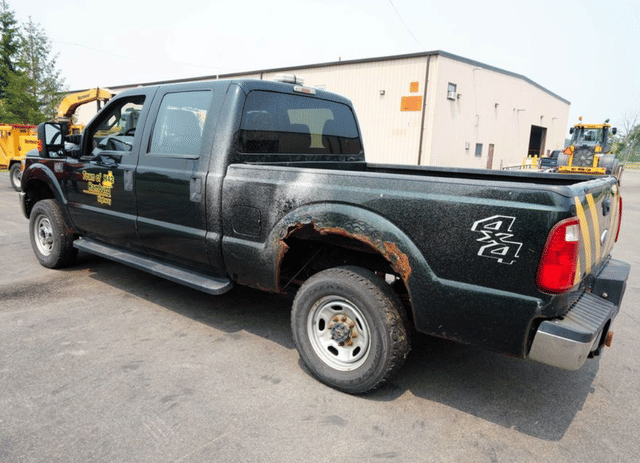 Image of Ford F-250 equipment image 2