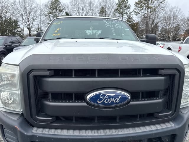 Image of Ford F-250 equipment image 4