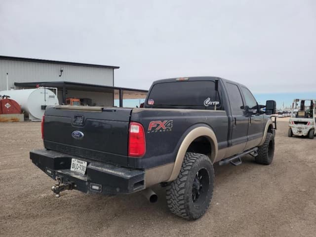 Image of Ford F-250 equipment image 4