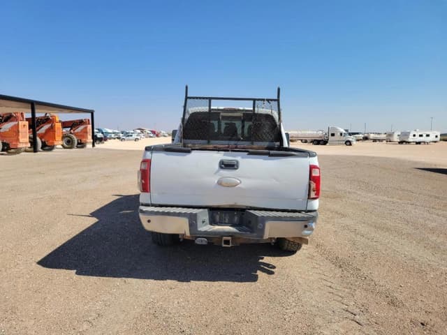 Image of Ford F-250 equipment image 3