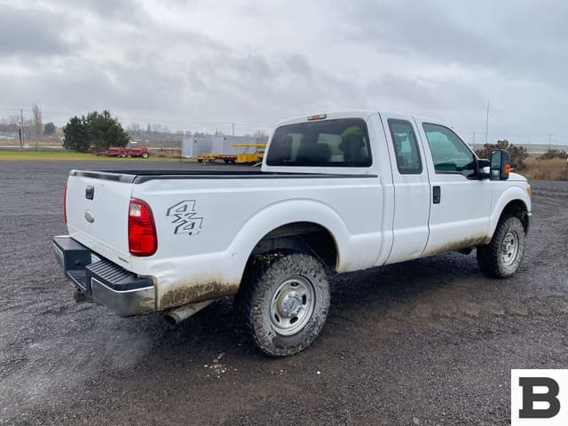 Image of Ford F-250 equipment image 4