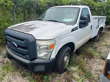 2012 Ford F-250 Equipment Image0