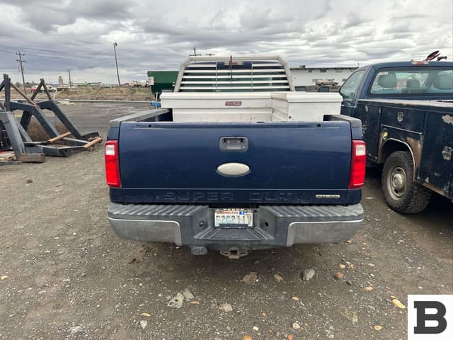 Image of Ford F-250 equipment image 3