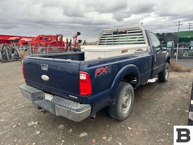 Image of Ford F-250 equipment image 4