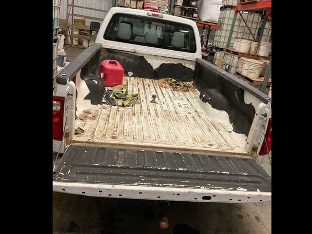 Image of Ford F-250 equipment image 4