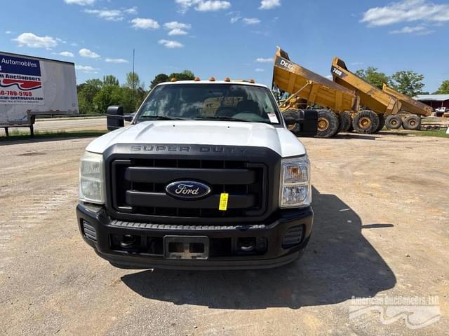Image of Ford F-250 equipment image 1