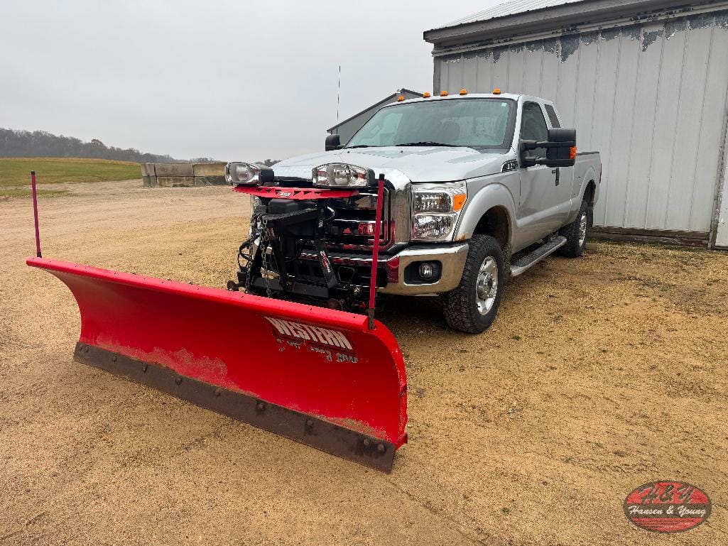 2012 Ford F-250 Equipment Image0
