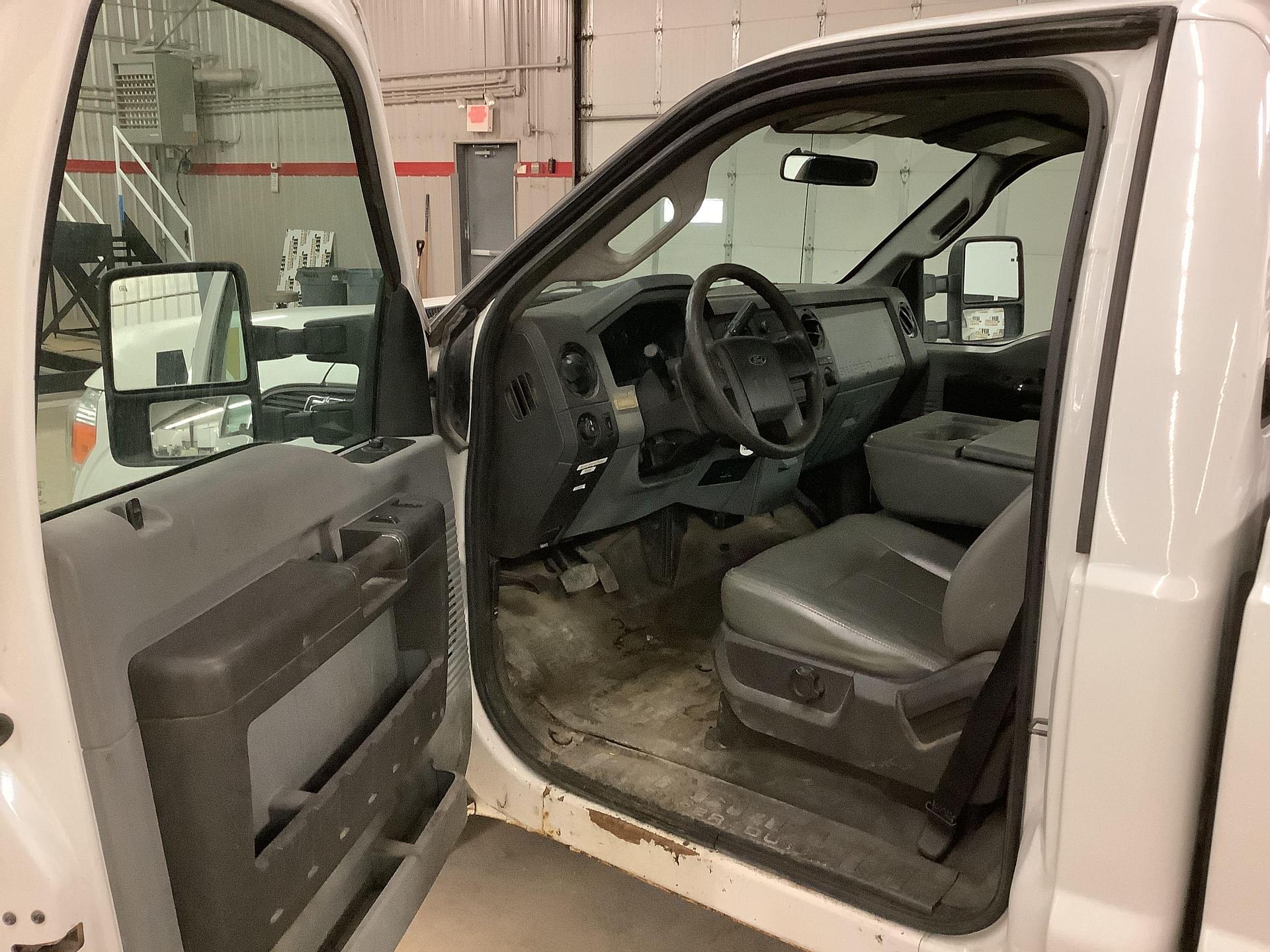 Main image Ford F-250 11