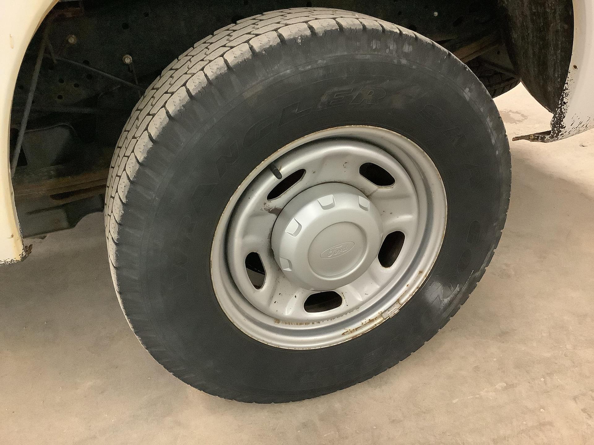 Main image Ford F-250 24
