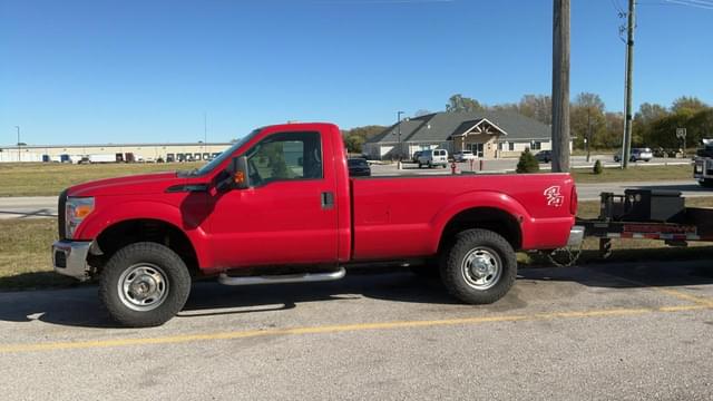 Image of Ford F-250 equipment image 1
