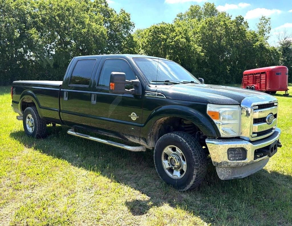 2012 Ford F-250 Equipment Image0