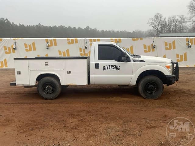 Image of Ford F-250 equipment image 3