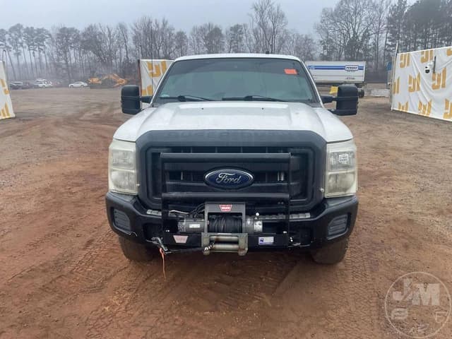 Image of Ford F-250 equipment image 1