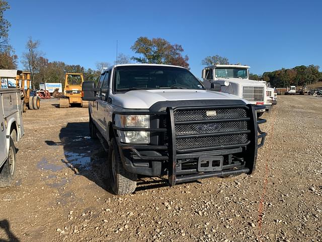 Image of Ford F-250 equipment image 4