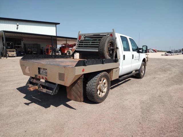Image of Ford F-250 equipment image 4