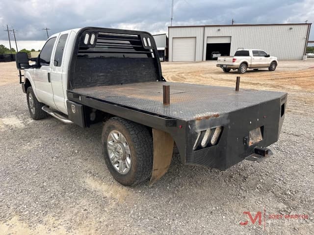 Image of Ford F-250 equipment image 2