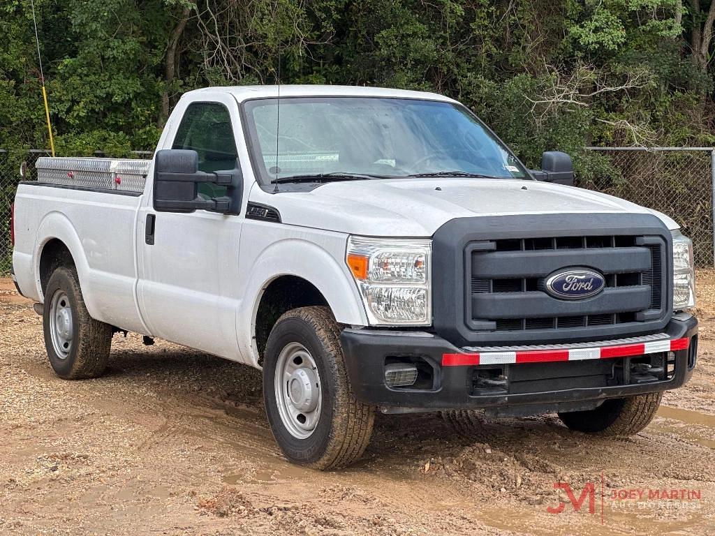 Image of Ford F-250 Primary image