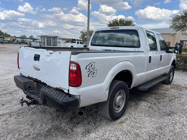 Image of Ford F-250 equipment image 2