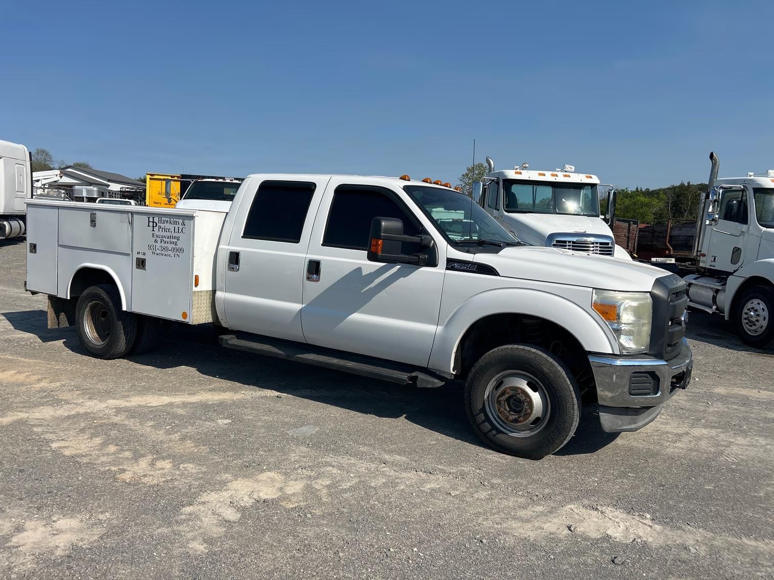 2012 Ford F-350 Equipment Image0