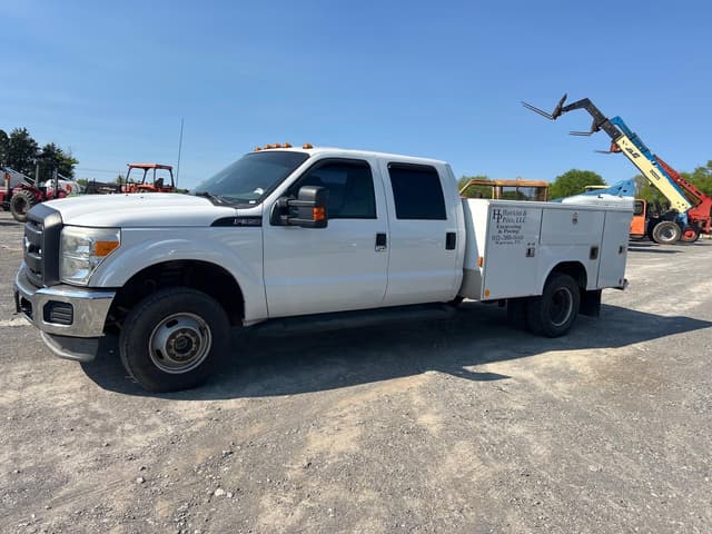 Image of Ford F-350 equipment image 1