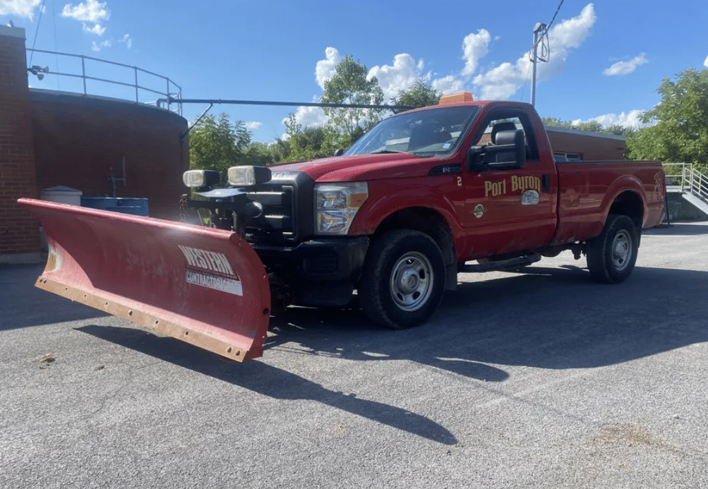 Image of Ford F-350 Primary image