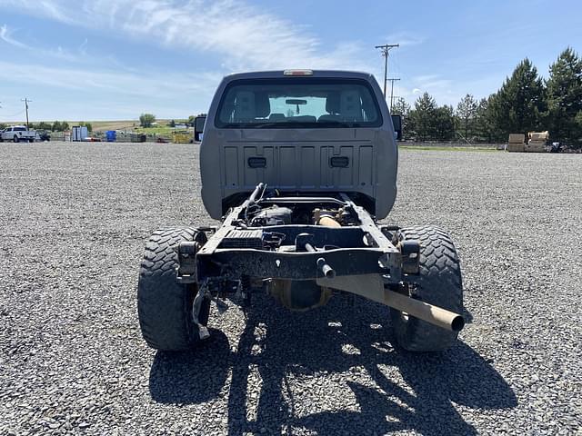 Image of Ford F-350 equipment image 3
