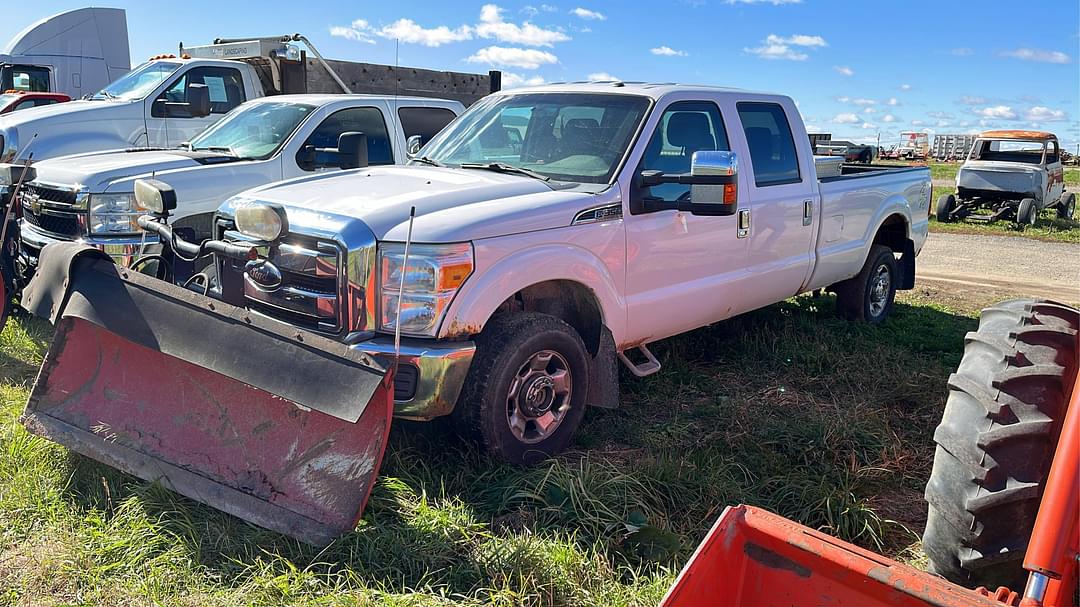 Image of Ford F-350 Primary image